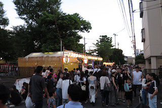 胡録神社付近