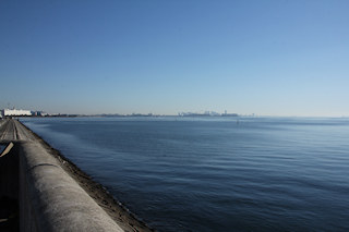 塩浜一丁目展望台から船橋・幕張方向