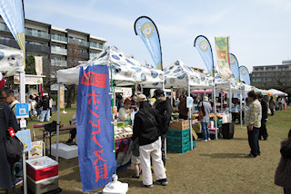 市川市デジタル地域通貨ICHICOブース