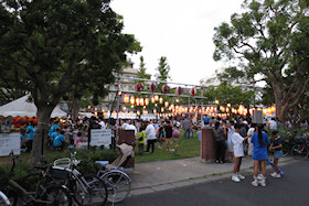 東浜公園入口